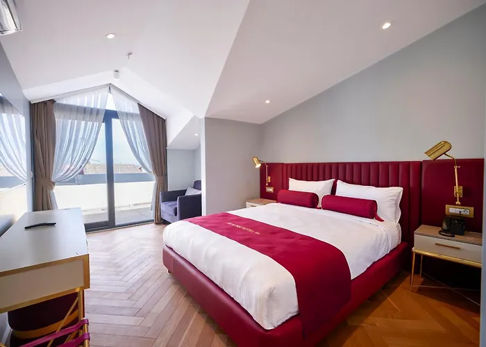 New Inn Hotel Old Town